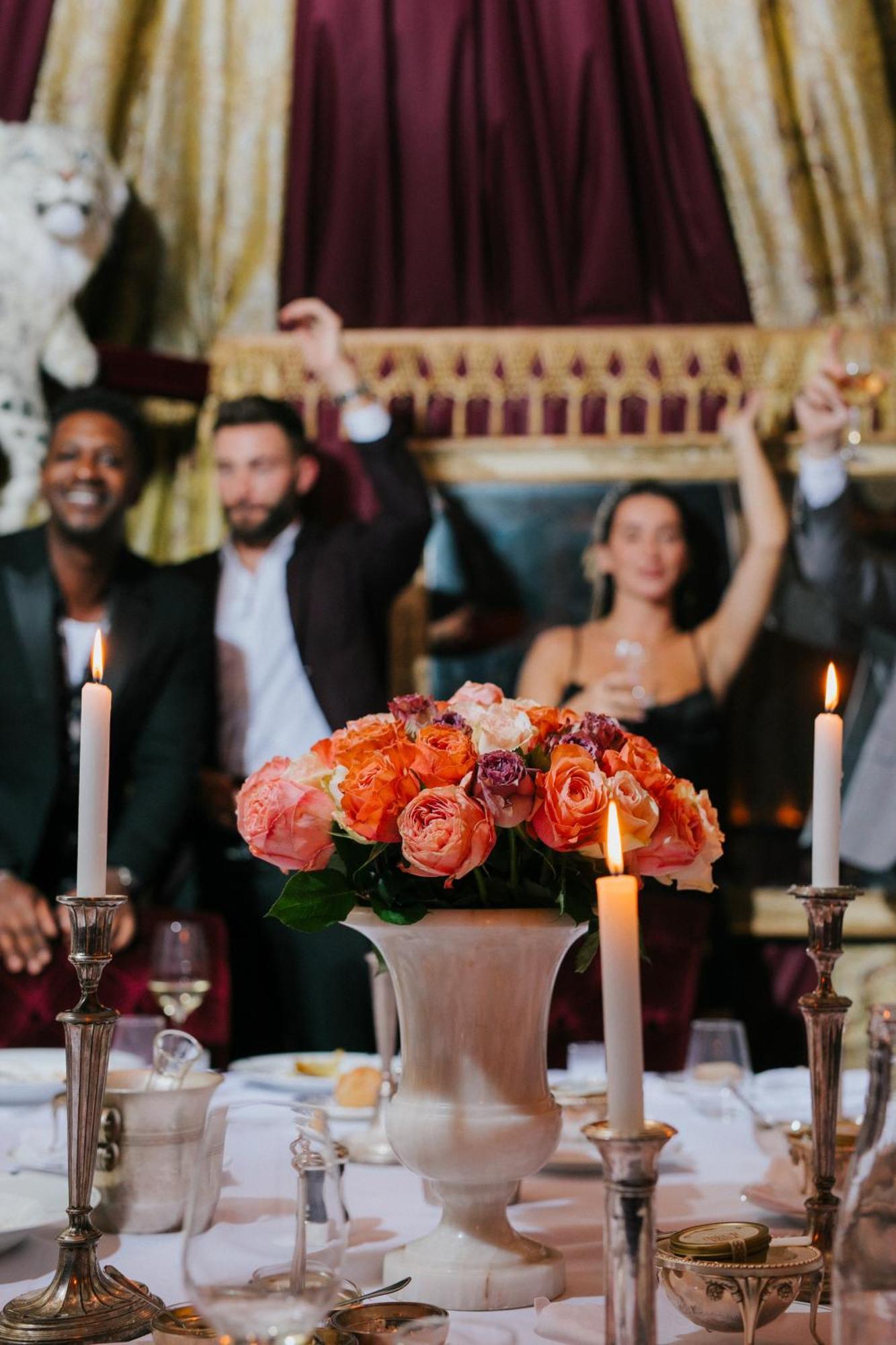 Delano Dubai At Bluewaters Hotel Екстериор снимка A wedding party